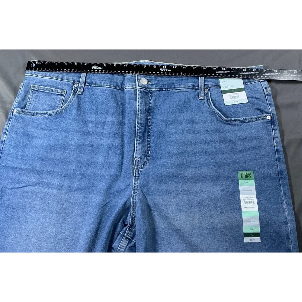 Terra & Sky Womens 26W High Rise Straight Leg Jeans Light Wash Plus Size NWT